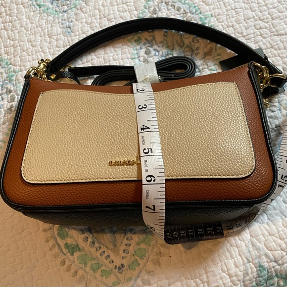 NWTS Nanette Lepore Leather Crossbody bag - Picture 6 of 7